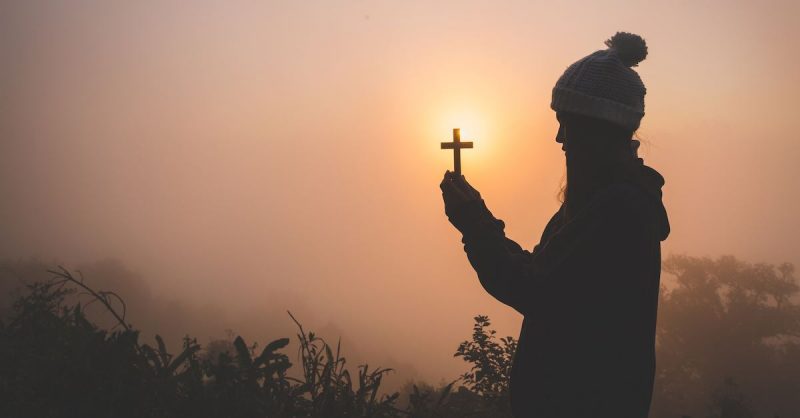 ¿Cómo orar al espíritu santo para pedir virtudes?
