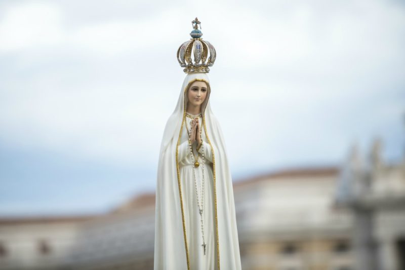 La Virgen de Fátima: devotos celebran su aparición el 13 de mayo